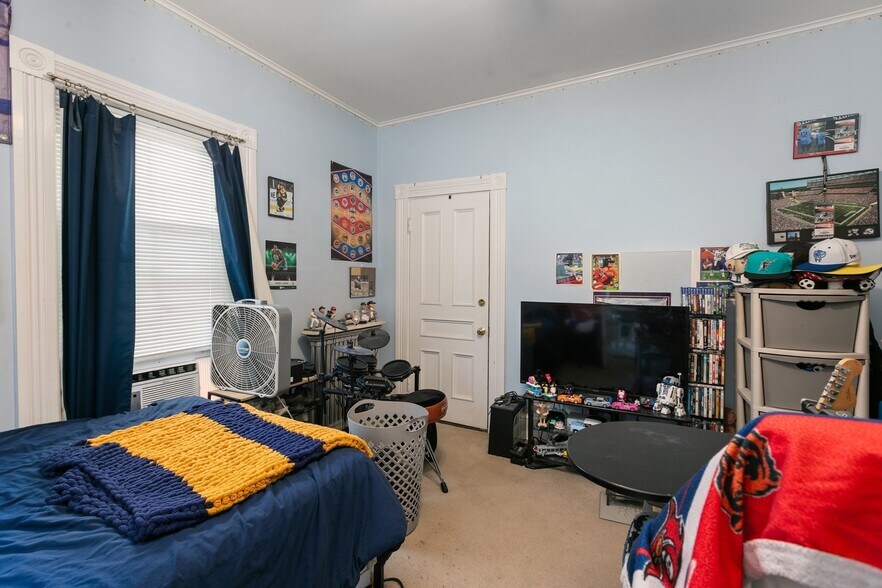 More Photos Of 23 Poplar St, Danvers Multifamily For Sale
