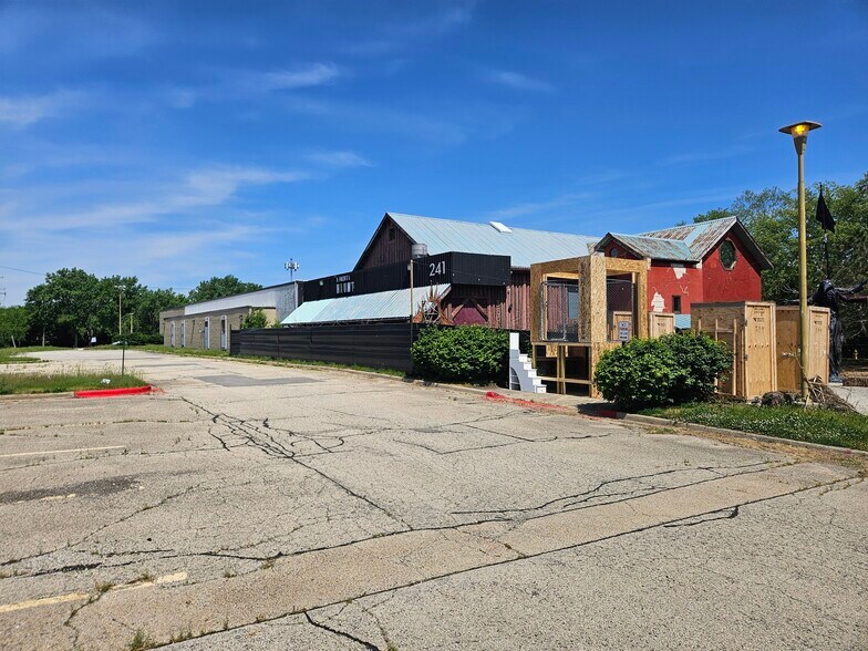 More Photos Of 243 W Roosevelt Rd, West Chicago Bowling Alley For Lease