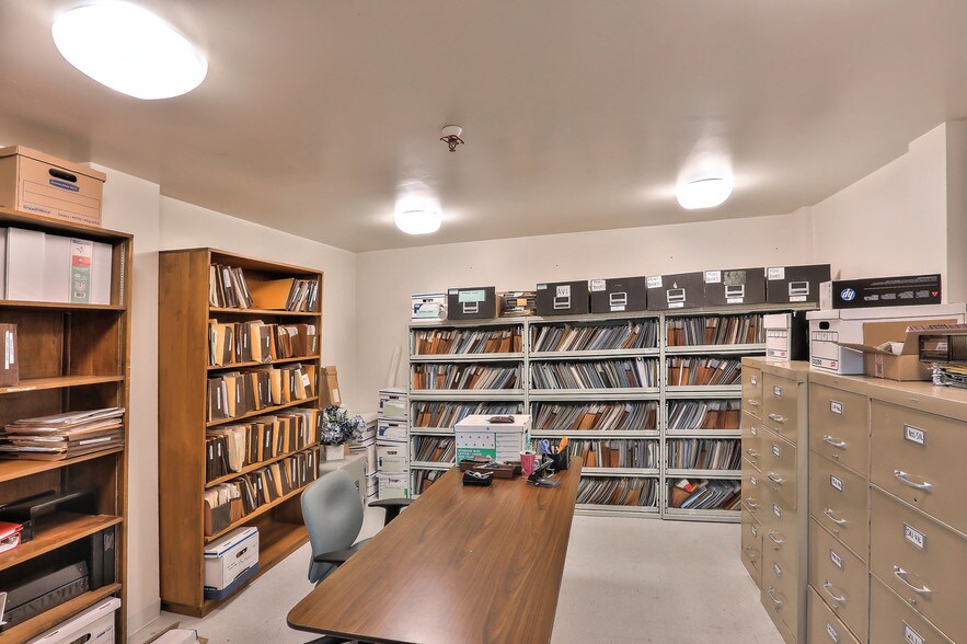 More Photos Of 439 Alvarado St, Monterey Bank For Lease