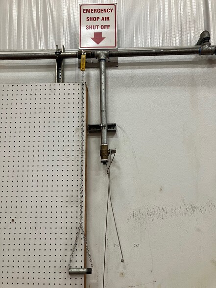 More Photos Of 2509 Eslava Creek Pky, Mobile Warehouse For Lease