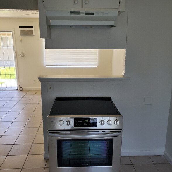 More Photos Of 810-820 Lampasas Ave, Sacramento Apartments For Sale