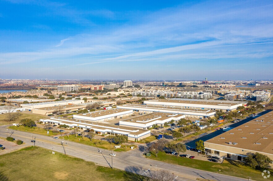 More Photos Of 11420 Mathis Ave, Farmers Branch Unknown For Lease