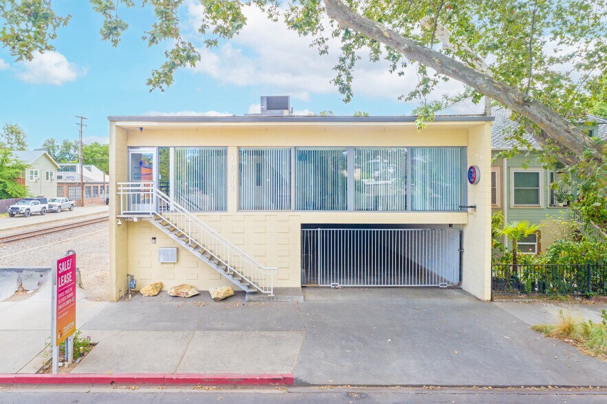 More Photos Of 1912 F St, Sacramento Office For Sale