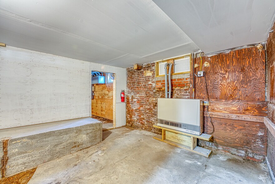 More Photos Of 2 Perkins Pl, Woodsville Apartments For Sale