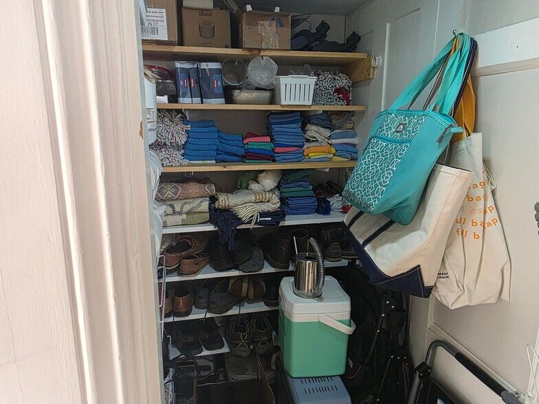 More Photos Of 12 Gay St, Rockland Apartments For Sale