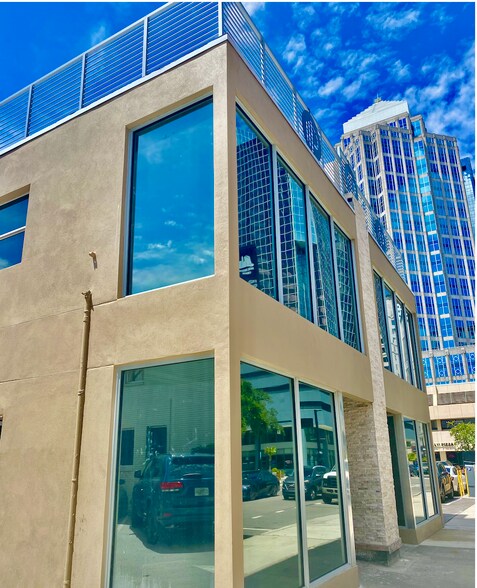 Primary Photo Of 603 E Jackson St, Tampa Office For Lease