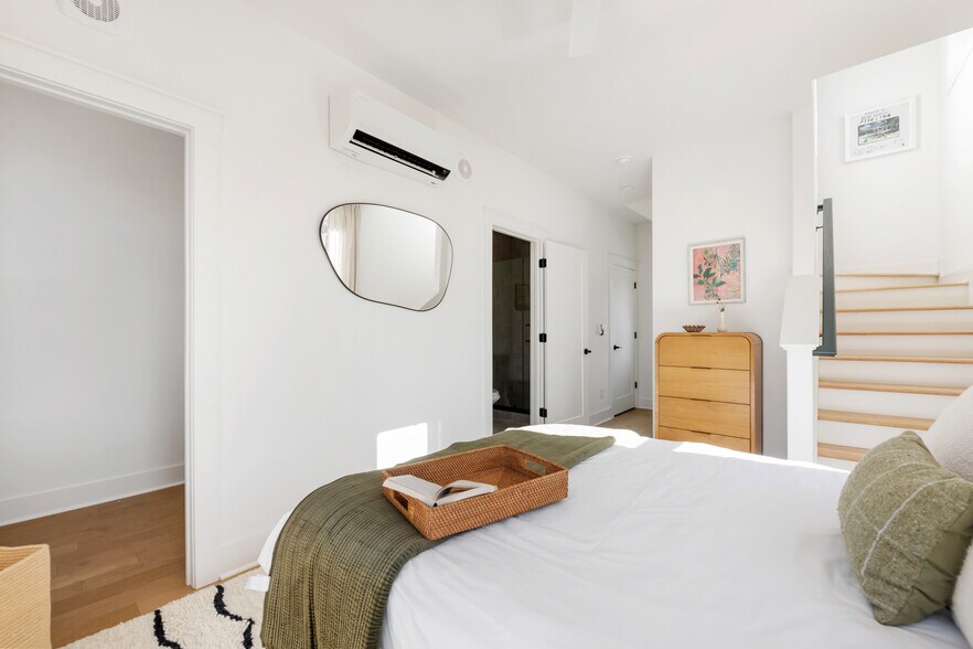 More Photos Of , Atlanta Multifamily For Sale