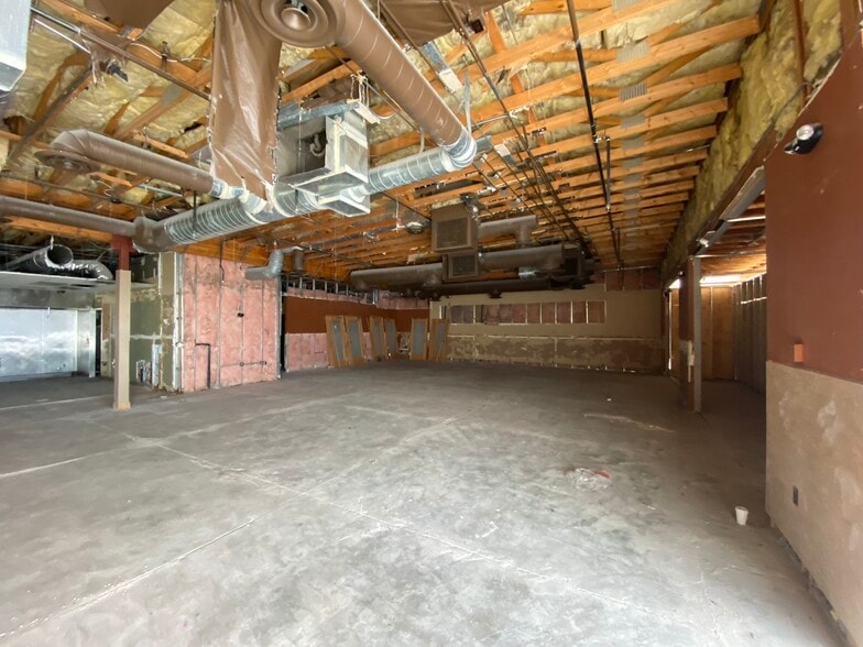 More Photos Of 4280-4302 E Indian School Rd, Phoenix Unknown For Lease