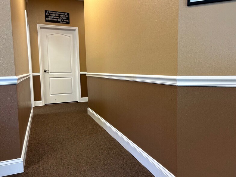 More Photos Of 1967 Longwood-lake Mary Rd, Longwood Office For Lease