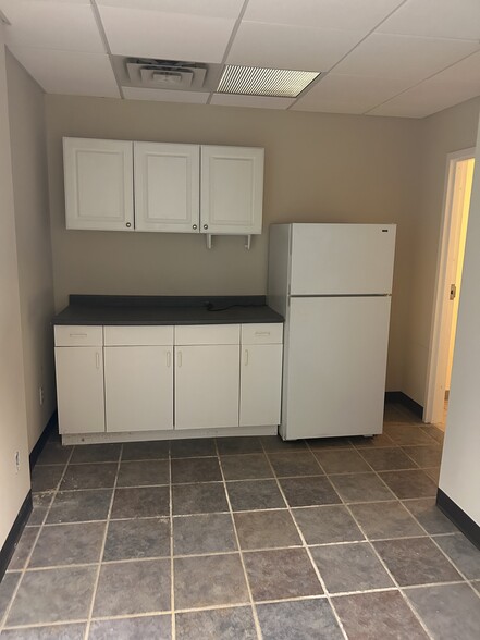 More Photos Of 83 Chestnut Rd, Paoli Office For Lease