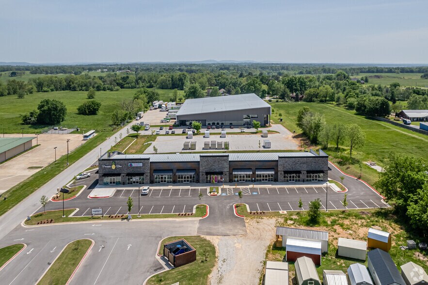 More Photos Of 1345 Henri De Tonti, Springdale Storefront For Lease