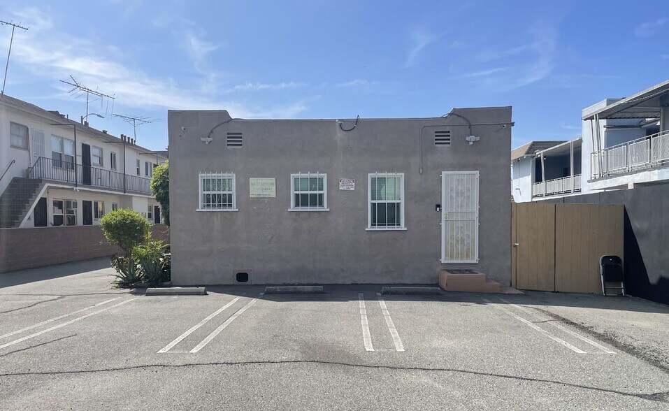 More Photos Of 219 W Manchester Blvd, Inglewood Office For Sale