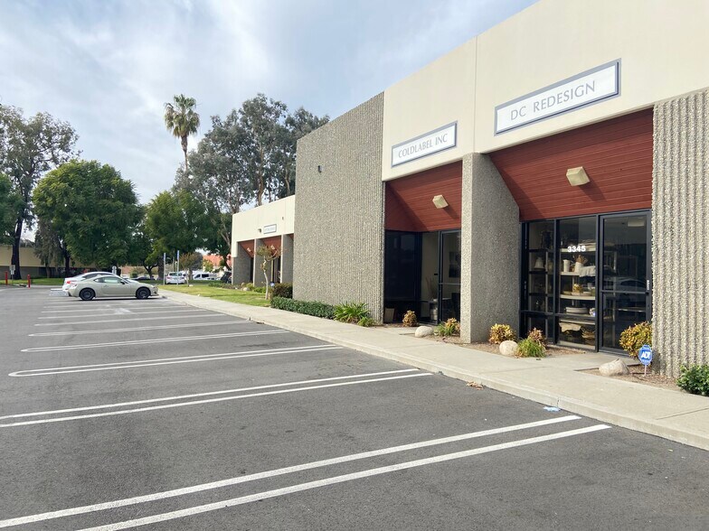 More Photos Of 3343-3349 Chicago Ave, Riverside Unknown For Lease