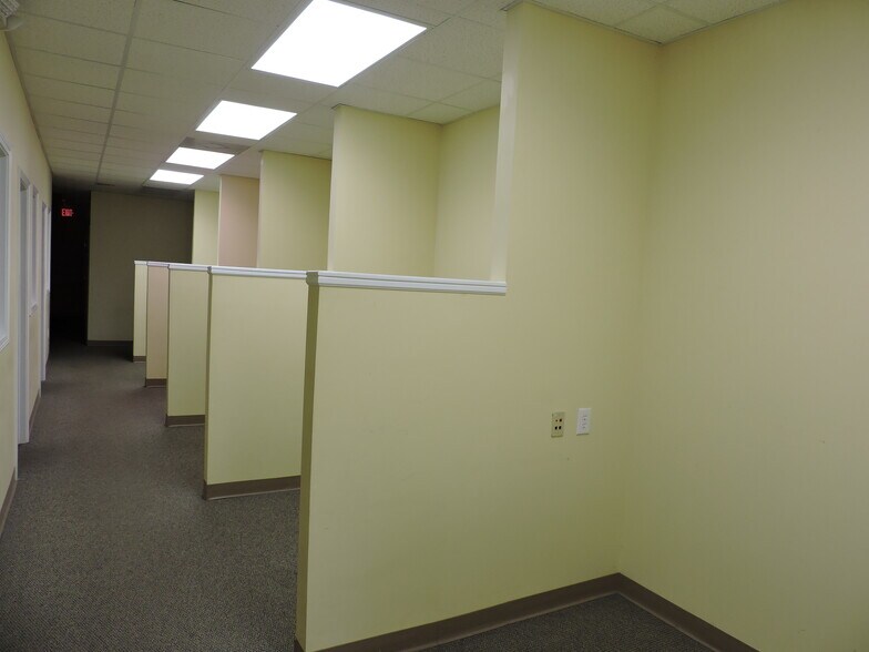 More Photos Of 1827 N Columbia St, Milledgeville Storefront For Lease