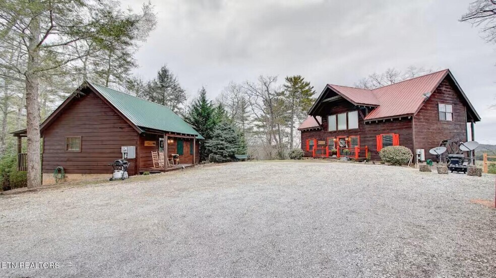 More Photos Of 4137 Watson Ct, Pigeon Forge Multifamily For Sale