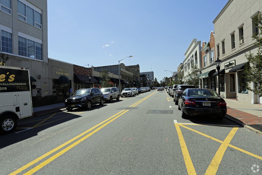 More Photos Of 135 Westwood Ave, Westwood Storefront Retail Residential For Sale