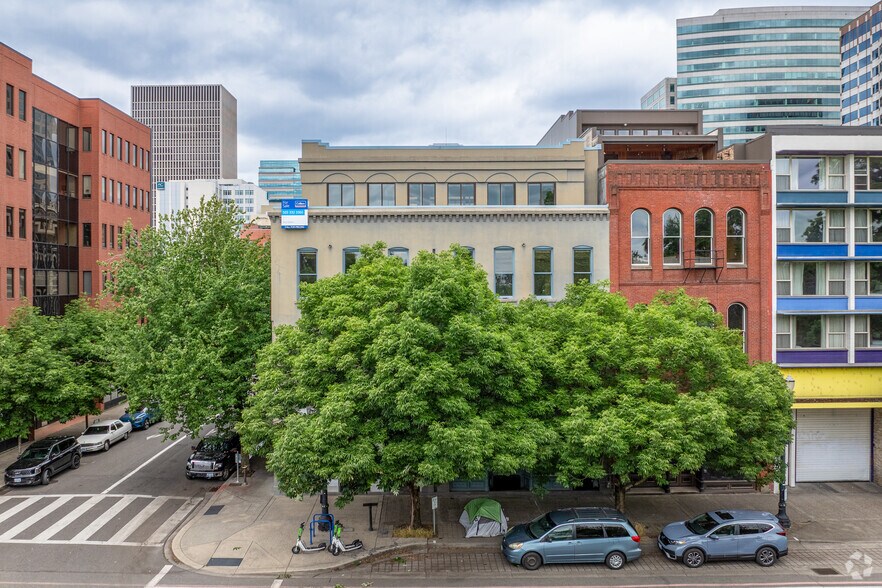 More Photos Of 55 SW Yamhill St, Portland Office For Lease