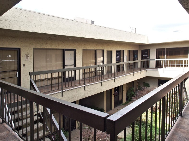 More Photos Of 940 Saratoga Ave, San Jose Office For Lease