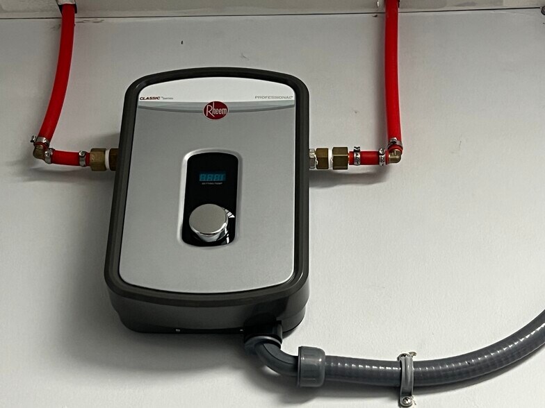 More Photos Of 2126 Highway 9 E, Longs Office For Sale