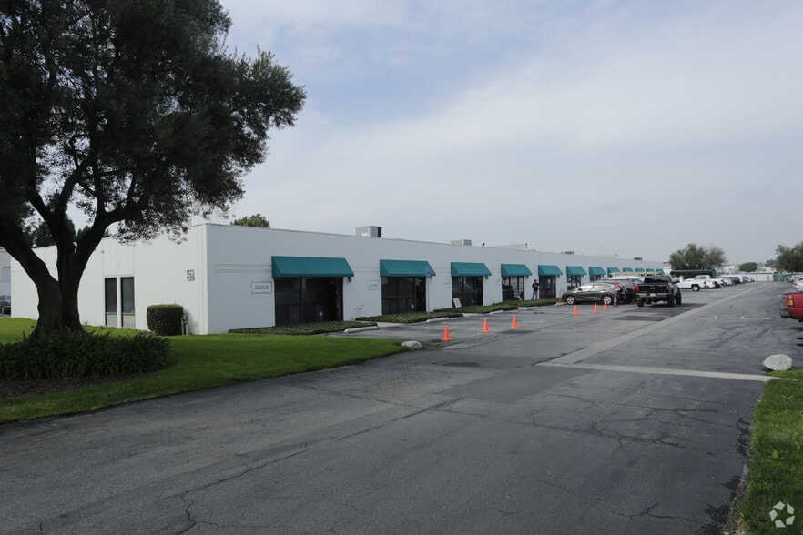 More Photos Of 1129 E Dominguez St, Carson Warehouse For Lease