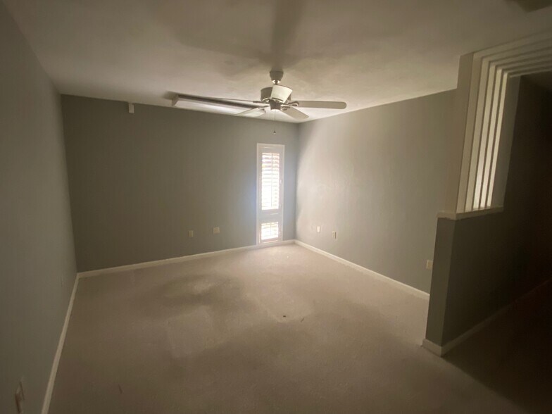 More Photos Of 410 SE 4th Ave, Gainesville Office For Lease