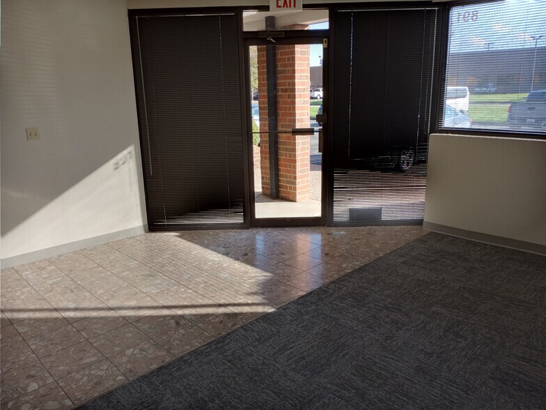 More Photos Of 887-891 Bolger Ct, Fenton Light Distribution For Lease