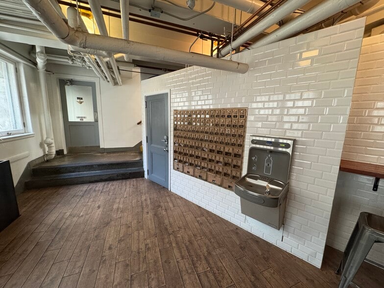 More Photos Of 50 S Virginia St, Reno Office For Sale