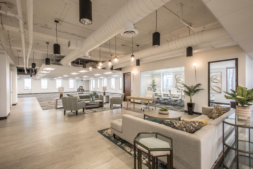 More Photos Of 101 N 1st Ave, Phoenix Office For Lease