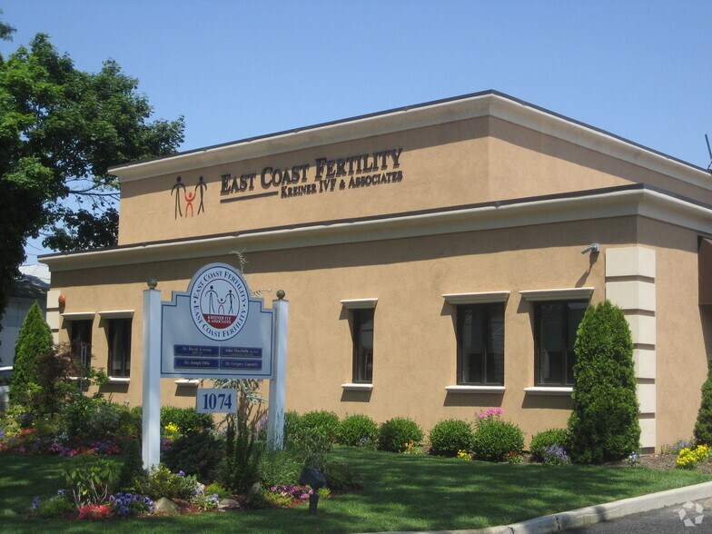 More Photos Of 1074 Old Country Rd, Plainview Medical For Lease