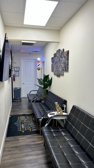 More Photos Of 3107 Elrod Rd, Katy Unknown For Lease