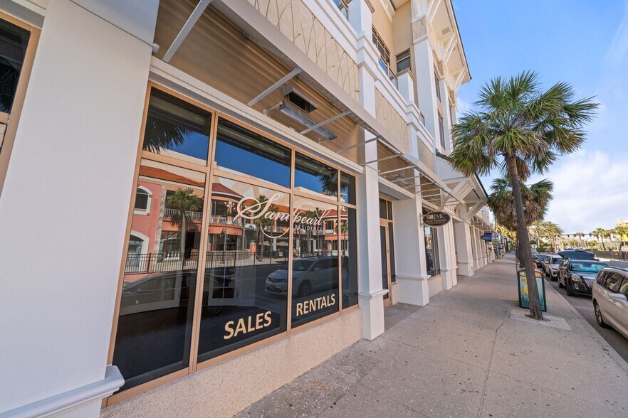 More Photos Of 470 Mandalay Ave, Clearwater Beach Apartments For Lease