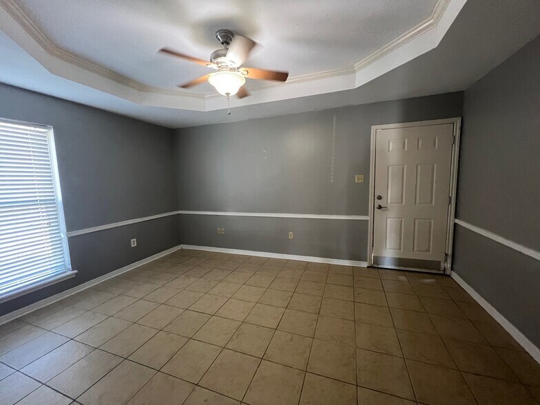 More Photos Of 11949 Bricksome Ave, Baton Rouge Office For Lease