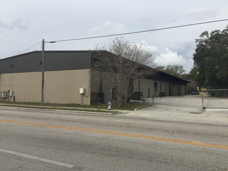 More Photos Of 1231 W Gore St, Orlando Industrial For Lease