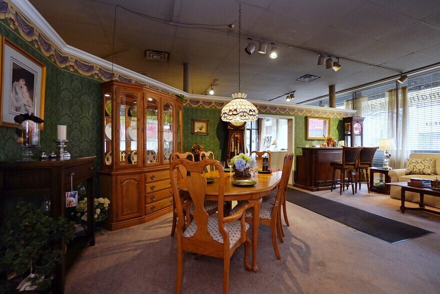 More Photos Of 1229 Castleton Ave, Staten Island Storefront For Lease