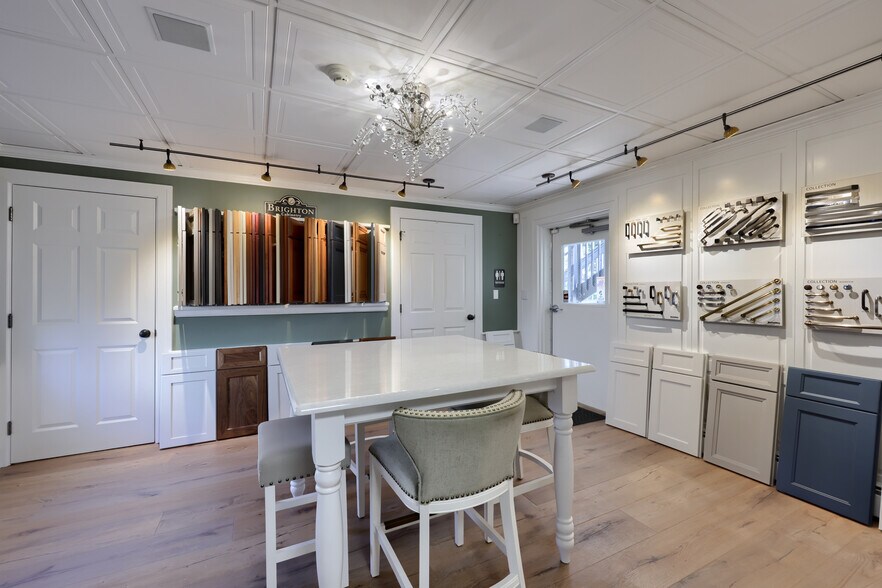 More Photos Of 2603 Lititz Pike, Lancaster General Retail For Sale