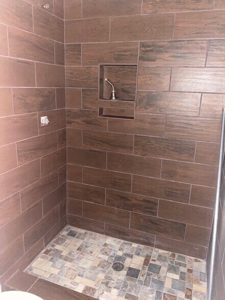 More Photos Of 5901 County Road 675B, Rosharon Warehouse For Sale