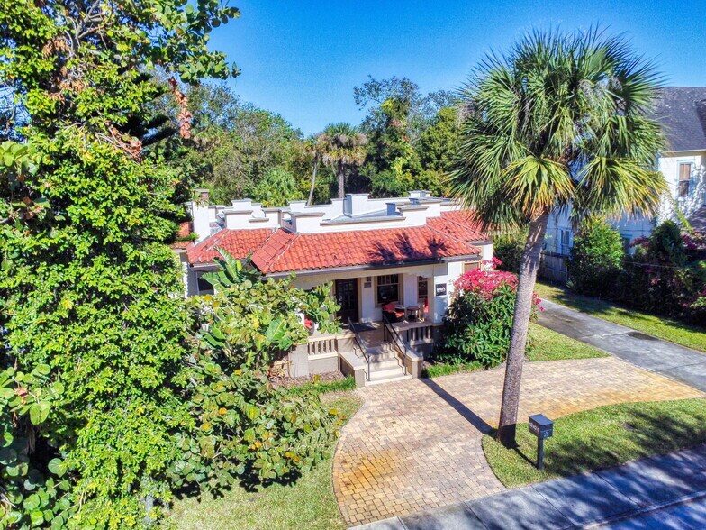 More Photos Of 215 Washington st, New Smyrna Beach Office Residential For Sale
