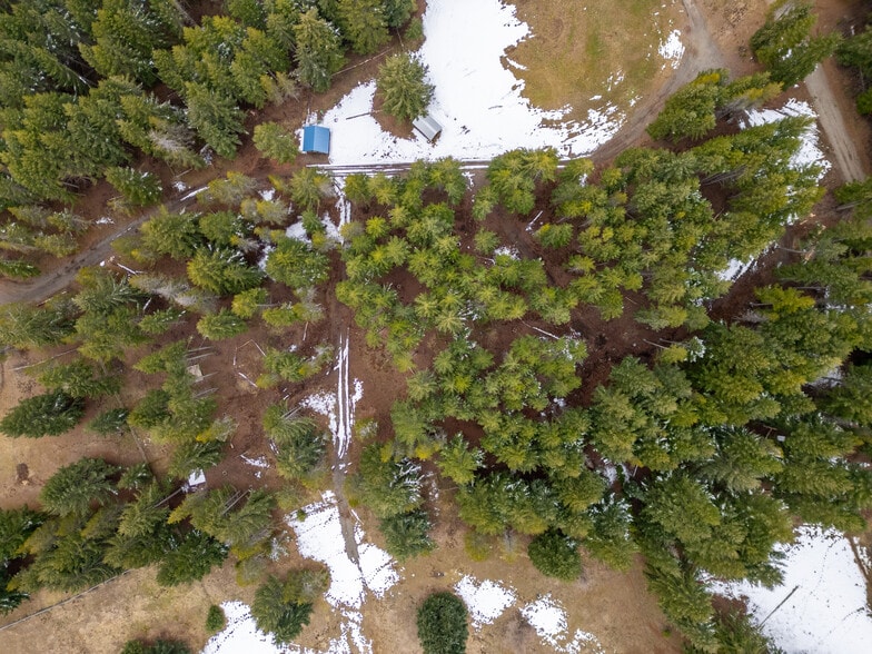 More Photos Of 180 Silver Ridge Ranch Rd, Easton Trailer Camper Park For Sale