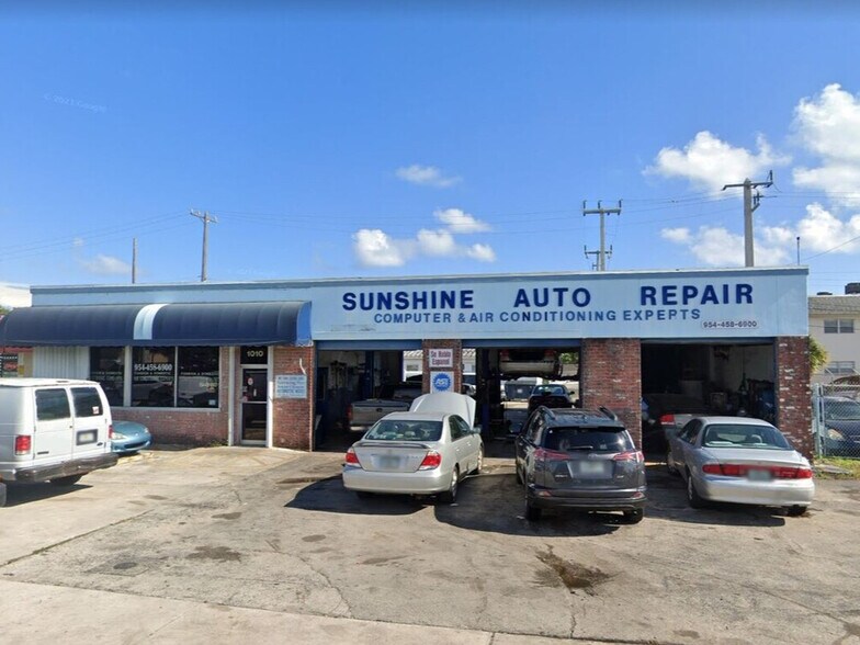 Primary Photo Of 1010 N Federal Hwy, Hallandale Beach Service For Sale