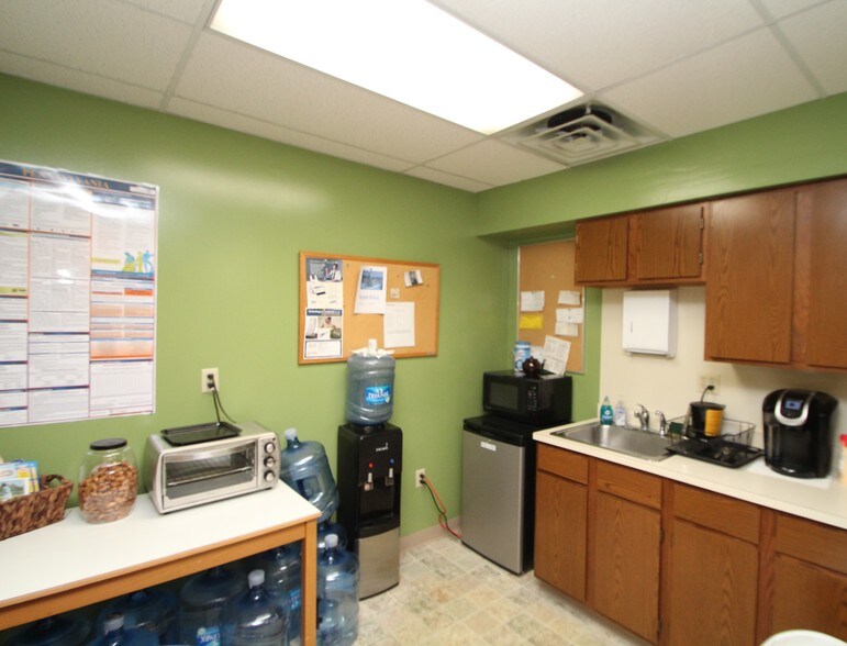 More Photos Of 67-73 Harry St, Conshohocken Office For Lease