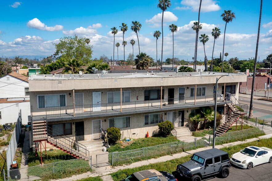 More Photos Of 8325 Avalon Blvd, Los Angeles Apartments For Sale