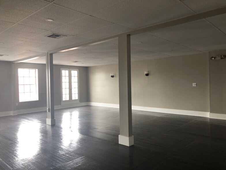 More Photos Of 14121 7th St, Dade City Storefront Retail Office For Lease