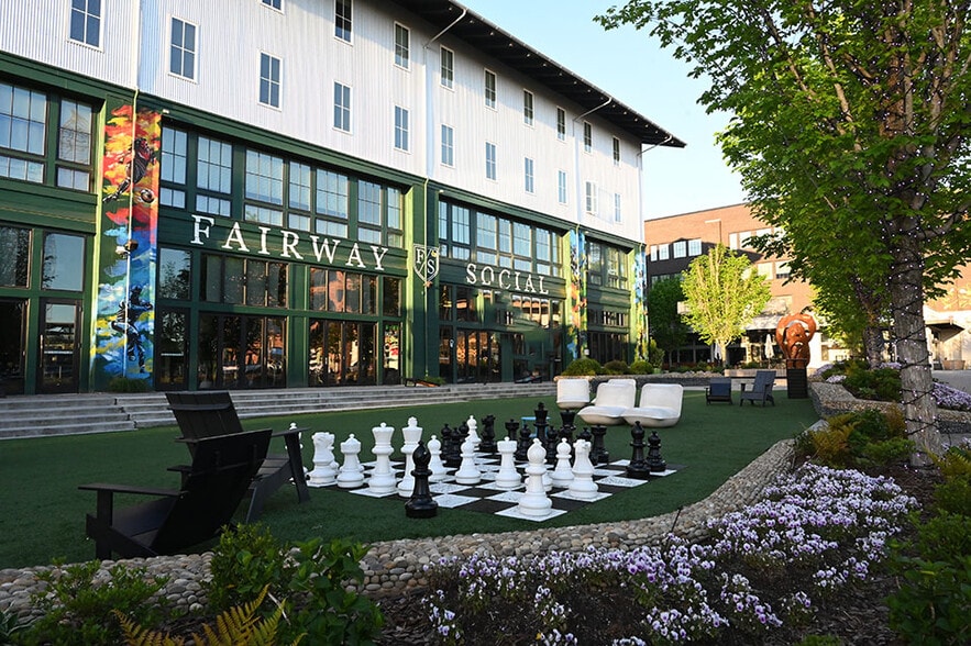 More Photos Of 421-441 Sandy Creek Rd, Fayetteville Restaurant For Lease