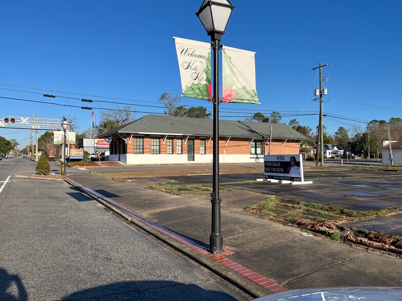 More Photos Of 8617 Old State Rd, Holly Hill General Retail For Lease
