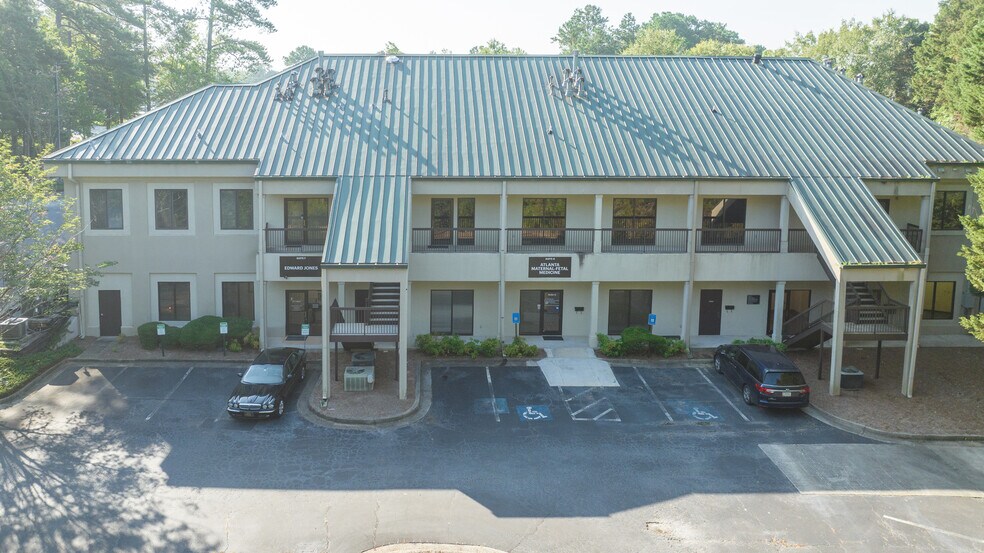 More Photos Of 1380 Milstead Ave NE, Conyers Medical For Lease