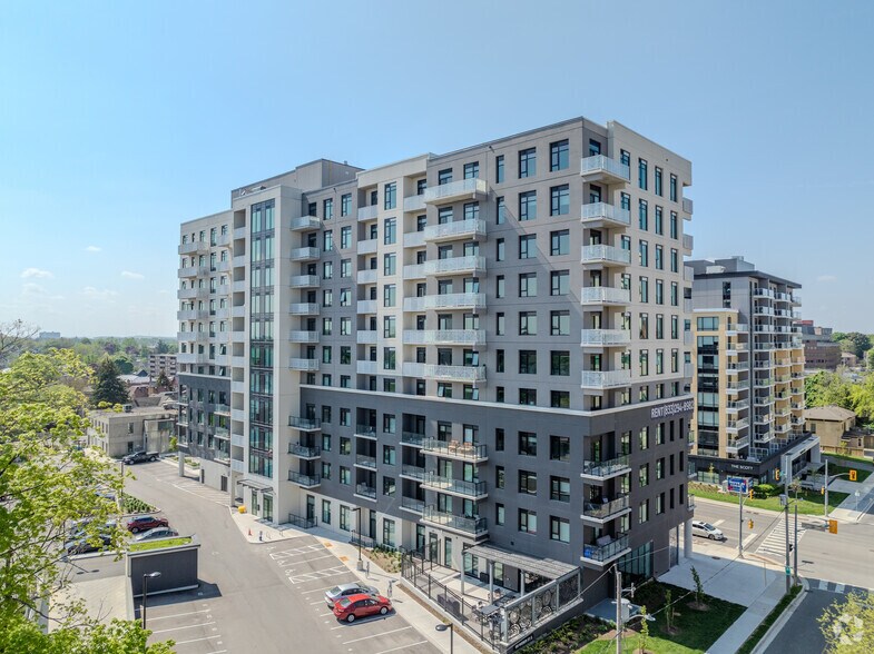 More Photos Of 66 Weber St E, Kitchener Apartments For Lease