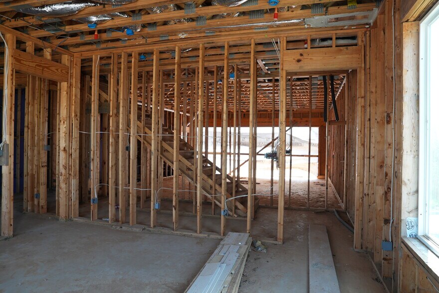 More Photos Of 301 Oak st, Mansfield Multifamily For Sale