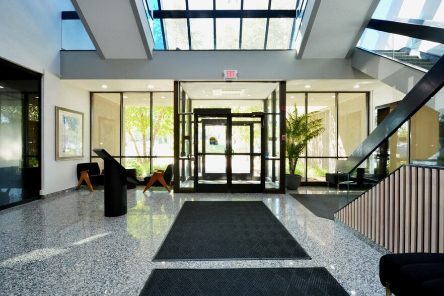 More Photos Of 2277 W Highway 36, Roseville Medical For Lease