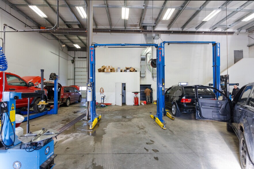 More Photos Of 4931 80 St, Red Deer Industrial For Sale