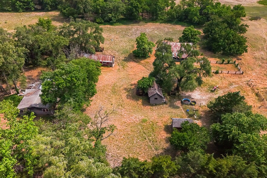 More Photos Of 9111 Long View Road, Burrton Land For Sale